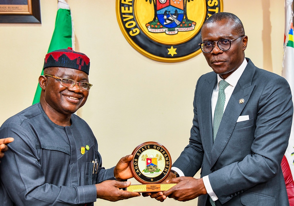 GOV. SANWO-OLU RECEIVES MEMBERS OF THE NIGERIAN MEDICAL ASSOCIATION (NMA)